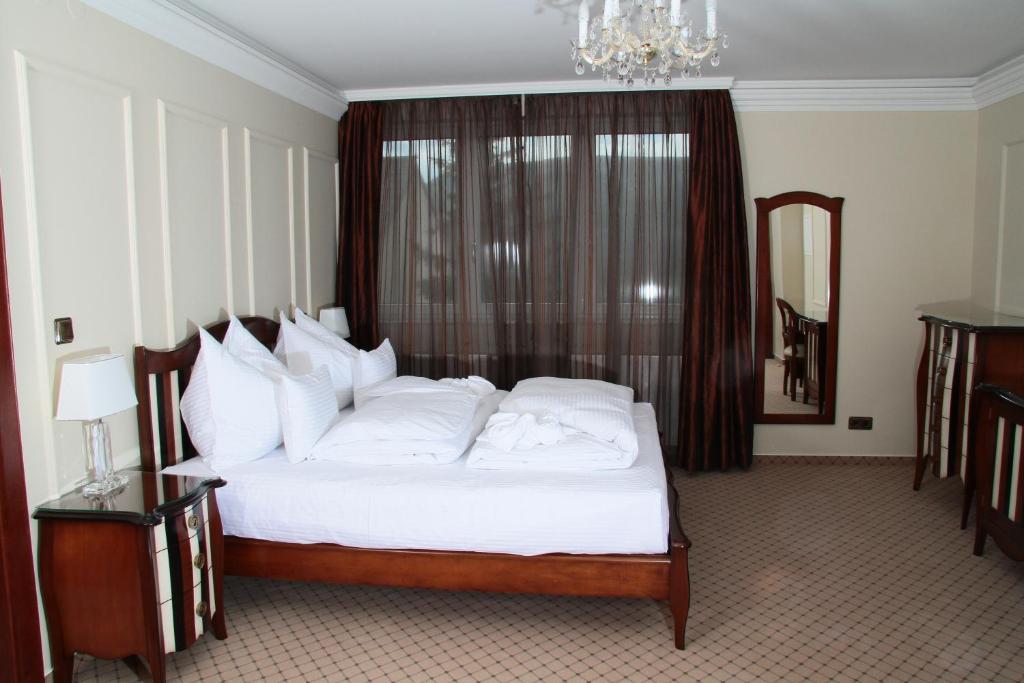 Hotel Zum Heiligen Geist Mariazell Room photo