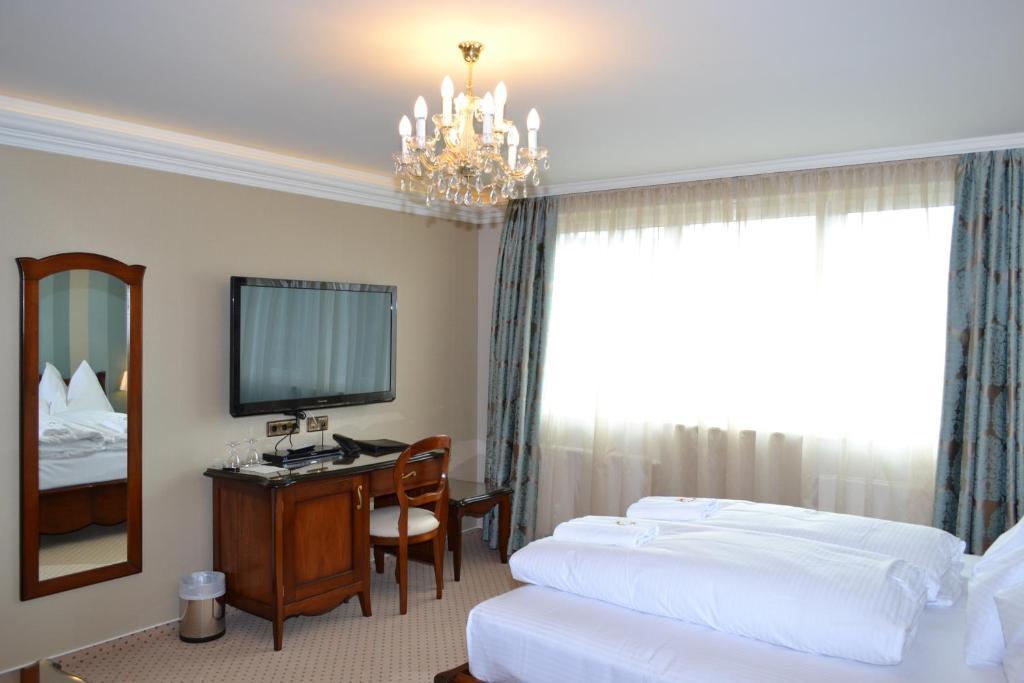 Hotel Zum Heiligen Geist Mariazell Room photo