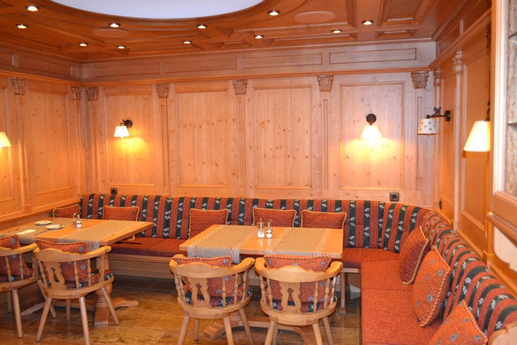 Hotel Zum Heiligen Geist Mariazell Exterior photo